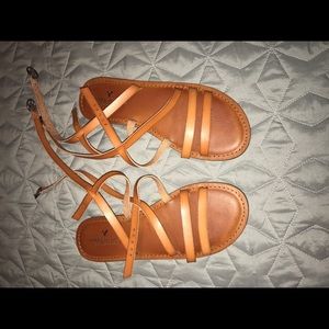 American Eagle sandals